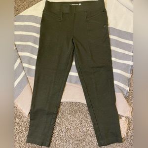 Betabrand zippered journey pant, size large, color sage